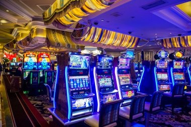 Habanero slot game interface on leci123 alternatif showing reels and payout table